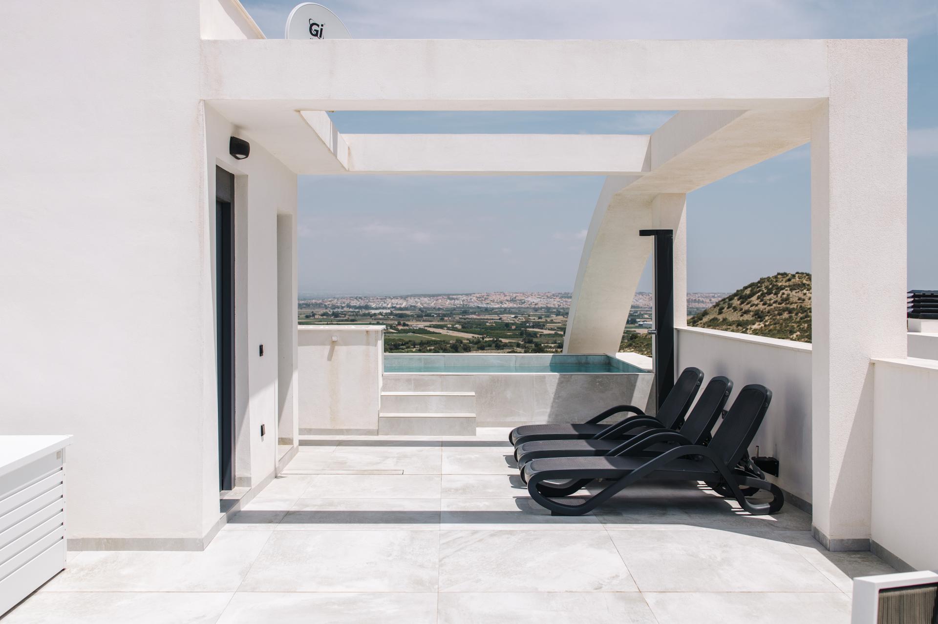 Erdgeschosswohnung mit privatem Pool in Rojales, Alicante (Costa Blanca) in Medvilla Spanje