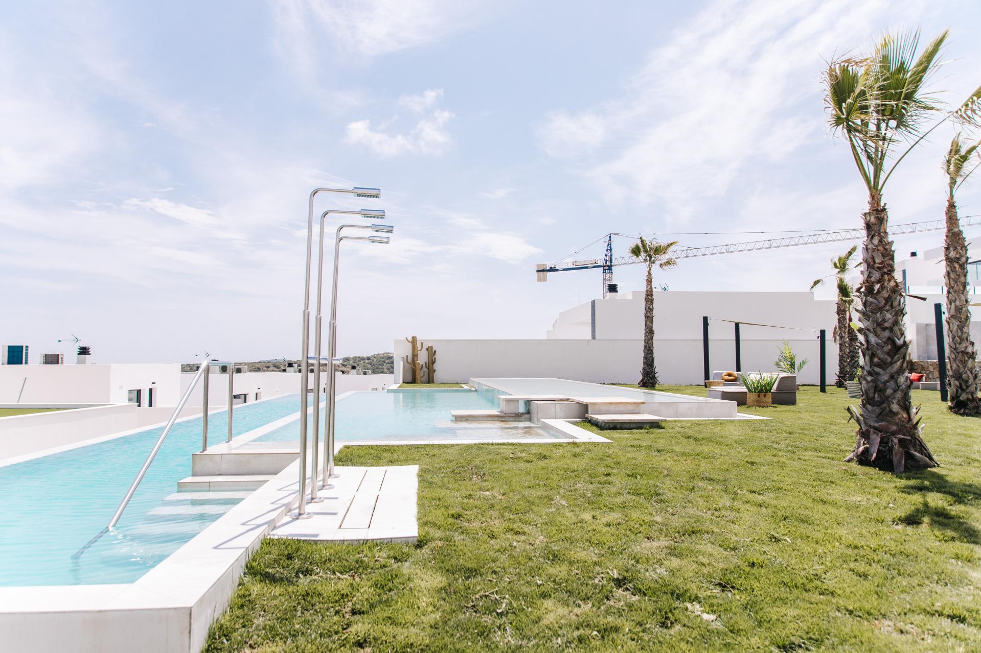 Erdgeschosswohnung mit privatem Pool in Rojales, Alicante (Costa Blanca) in Medvilla Spanje