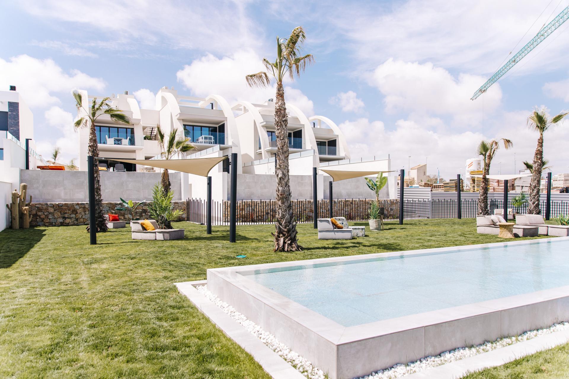 Erdgeschosswohnung mit privatem Pool in Rojales, Alicante (Costa Blanca) in Medvilla Spanje