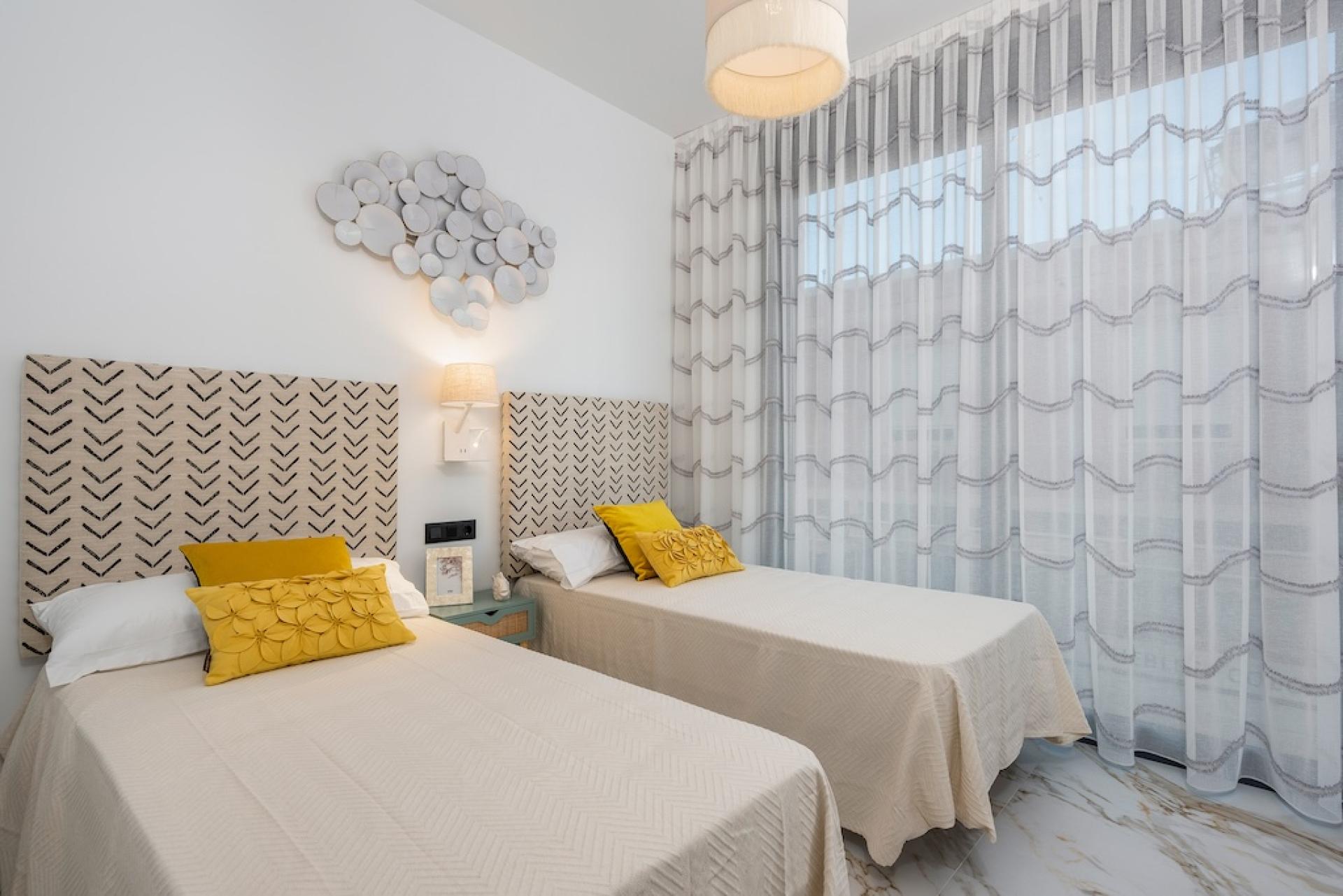 3 Schlafzimmer Wohnung mit Dachterrasse In Guardamar - Neubau in Medvilla Spanje