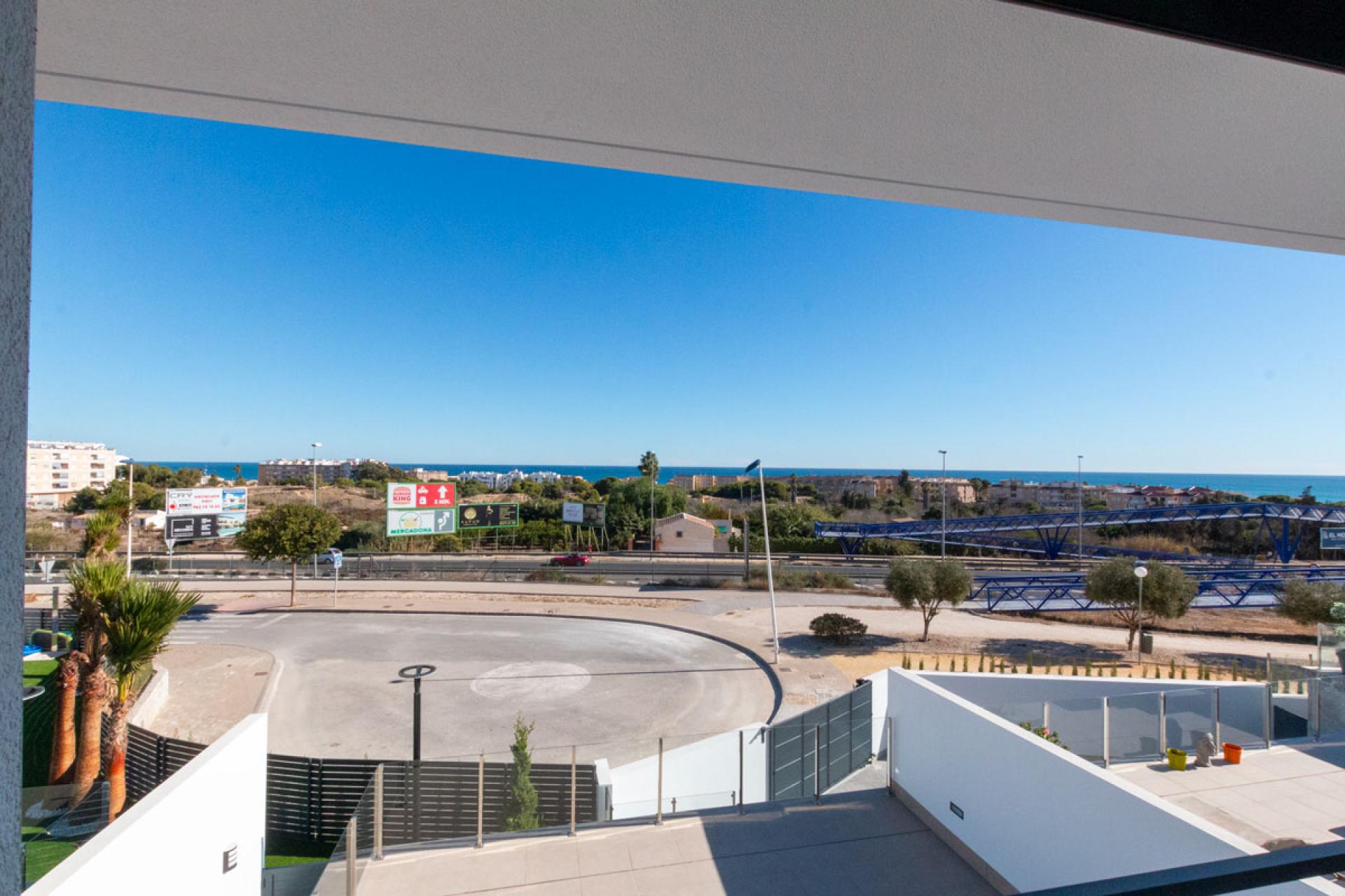 3 Schlafzimmer Wohnung mit Dachterrasse In Guardamar - Neubau in Medvilla Spanje