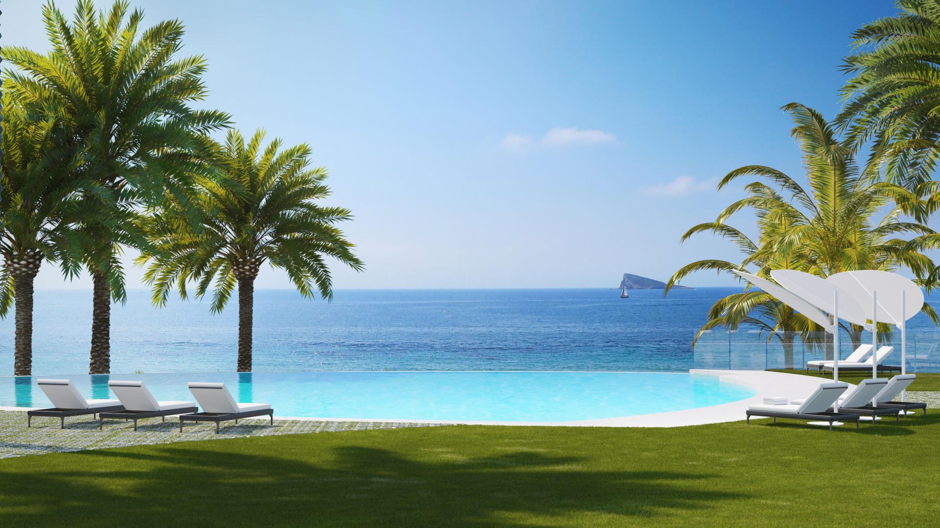 Luxusapartment mit geräumiger Terrasse in erster Strandlinie von Benidorm in Medvilla Spanje