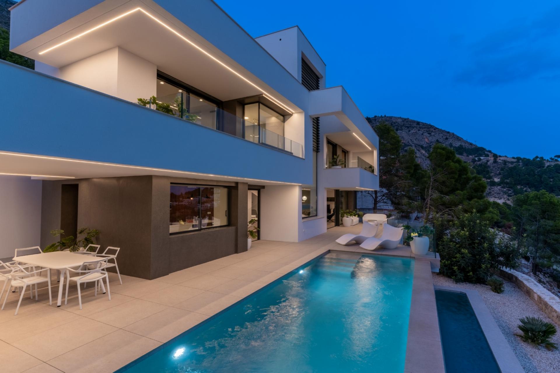 Top-Villa in exklusiver Gegend des angesagten Badeortes Altea in Medvilla Spanje