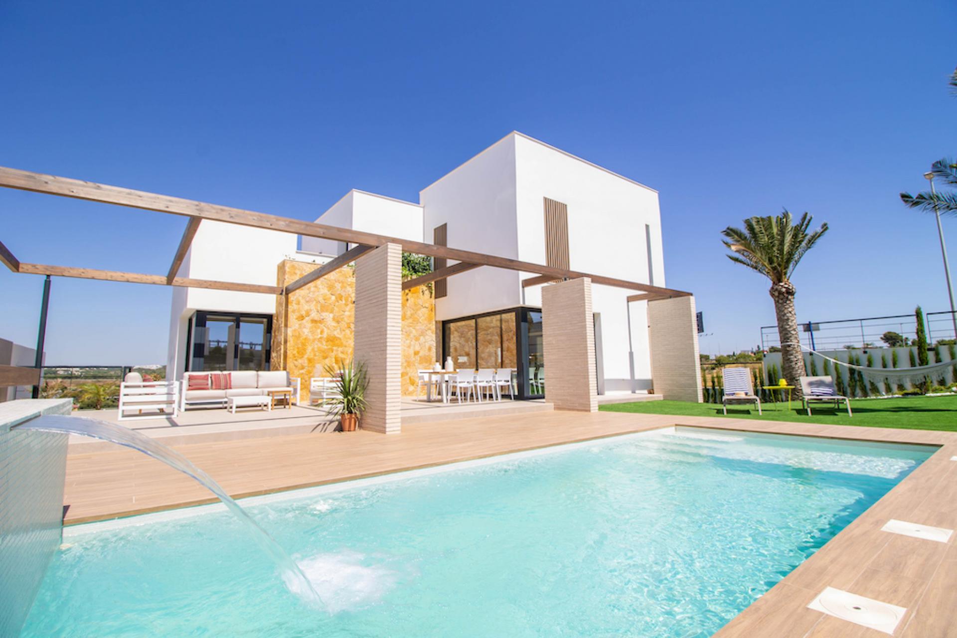 4 Schlafzimmer Villa In Dehesa De Campoamor - Neubau in Medvilla Spanje