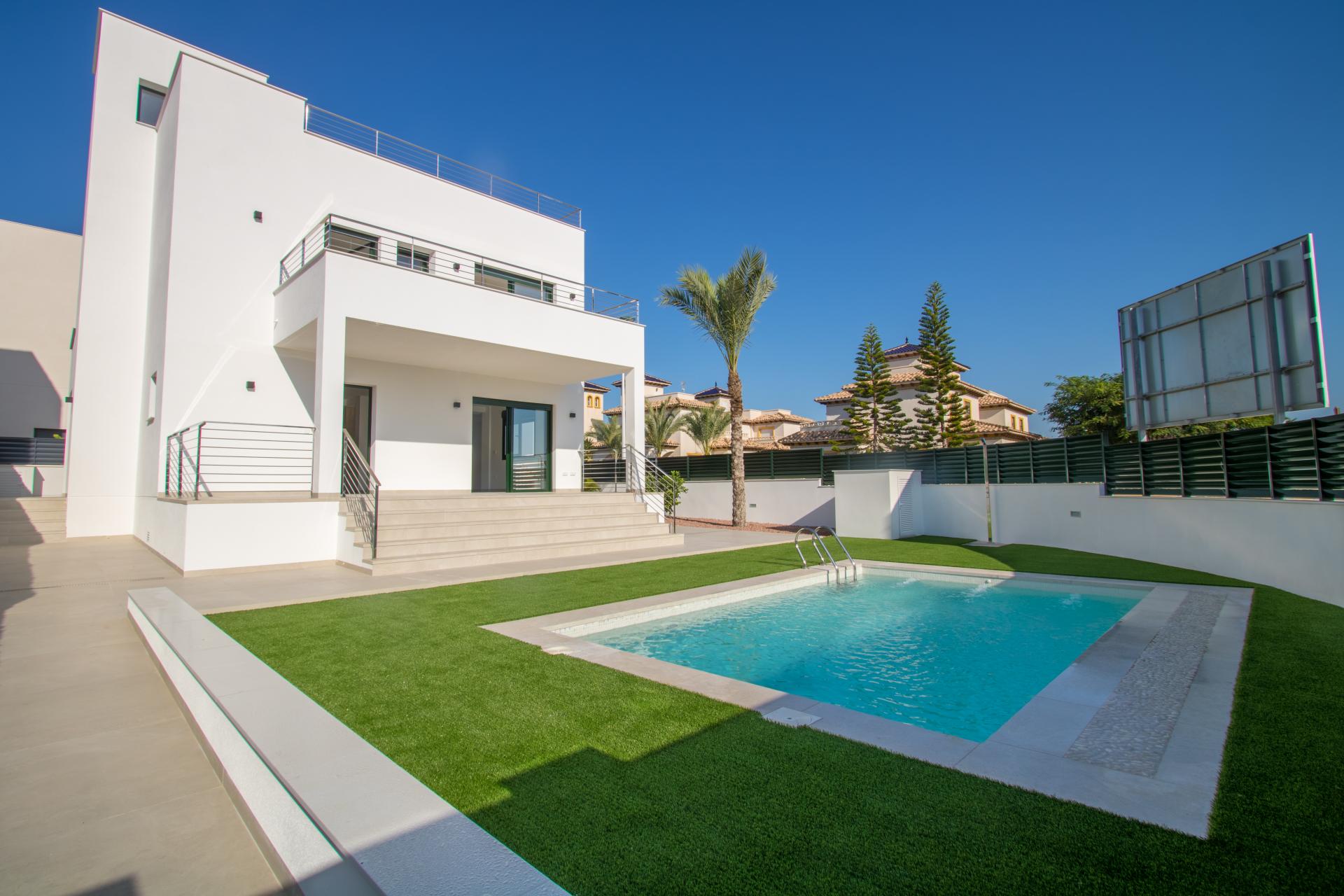 4 Schlafzimmer Villa In La Marina - Neubau in Medvilla Spanje