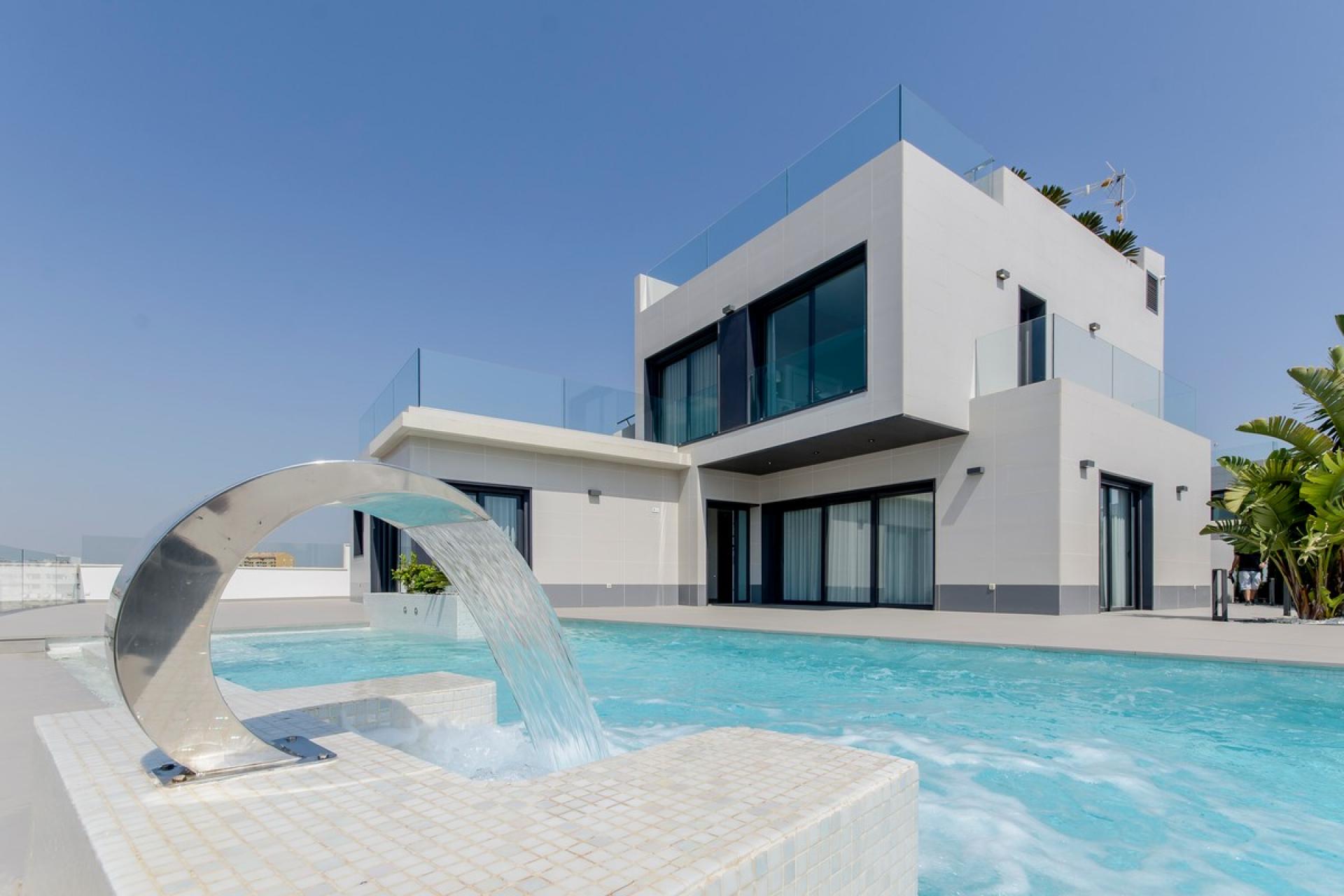 3 Schlafzimmer Villa In Dehesa De Campoamor - Neubau in Medvilla Spanje