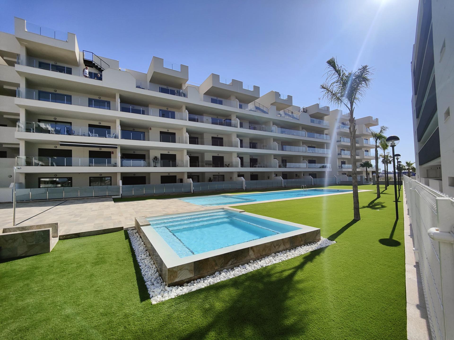 2 Schlafzimmer Wohnung mit Dachterrasse In San Javier - Neubau in Medvilla Spanje