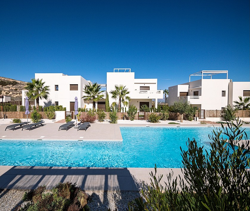 2 Schlafzimmer Wohnung mit Dachterrasse In Algorfa in Medvilla Spanje