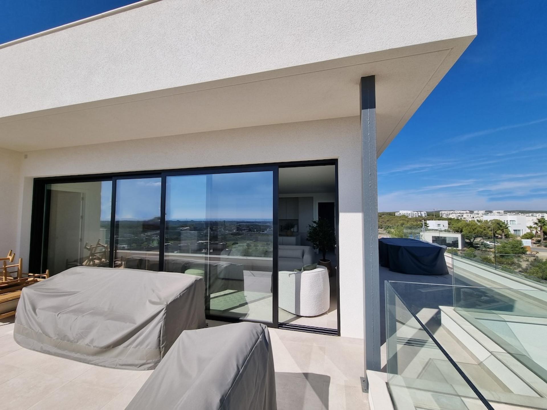 3 Schlafzimmer Wohnung mit Dachterrasse In Las Colinas Golf - Neubau in Medvilla Spanje