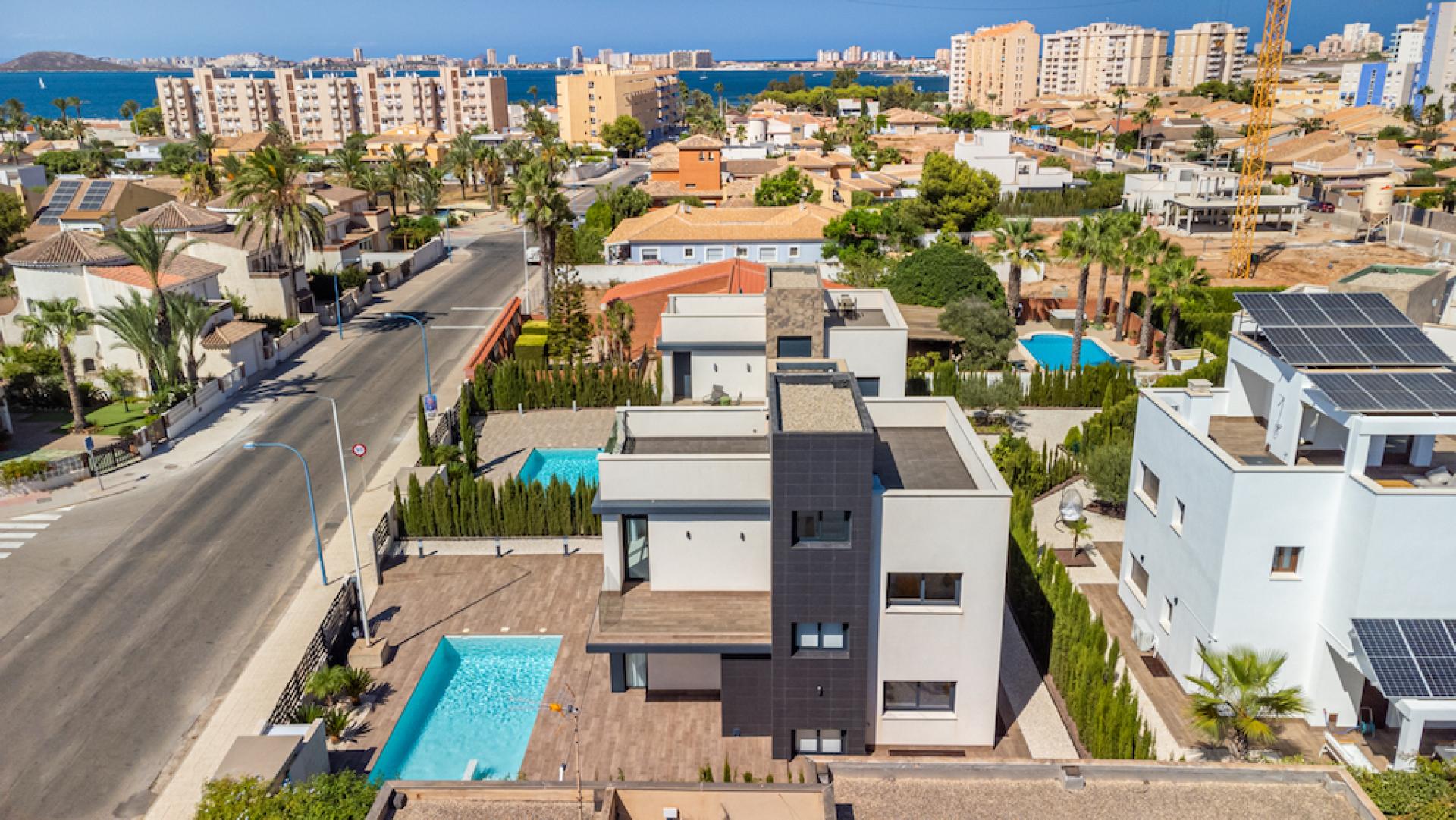 4 Schlafzimmer Villa In La Manga Del Mar Menor - Neubau in Medvilla Spanje