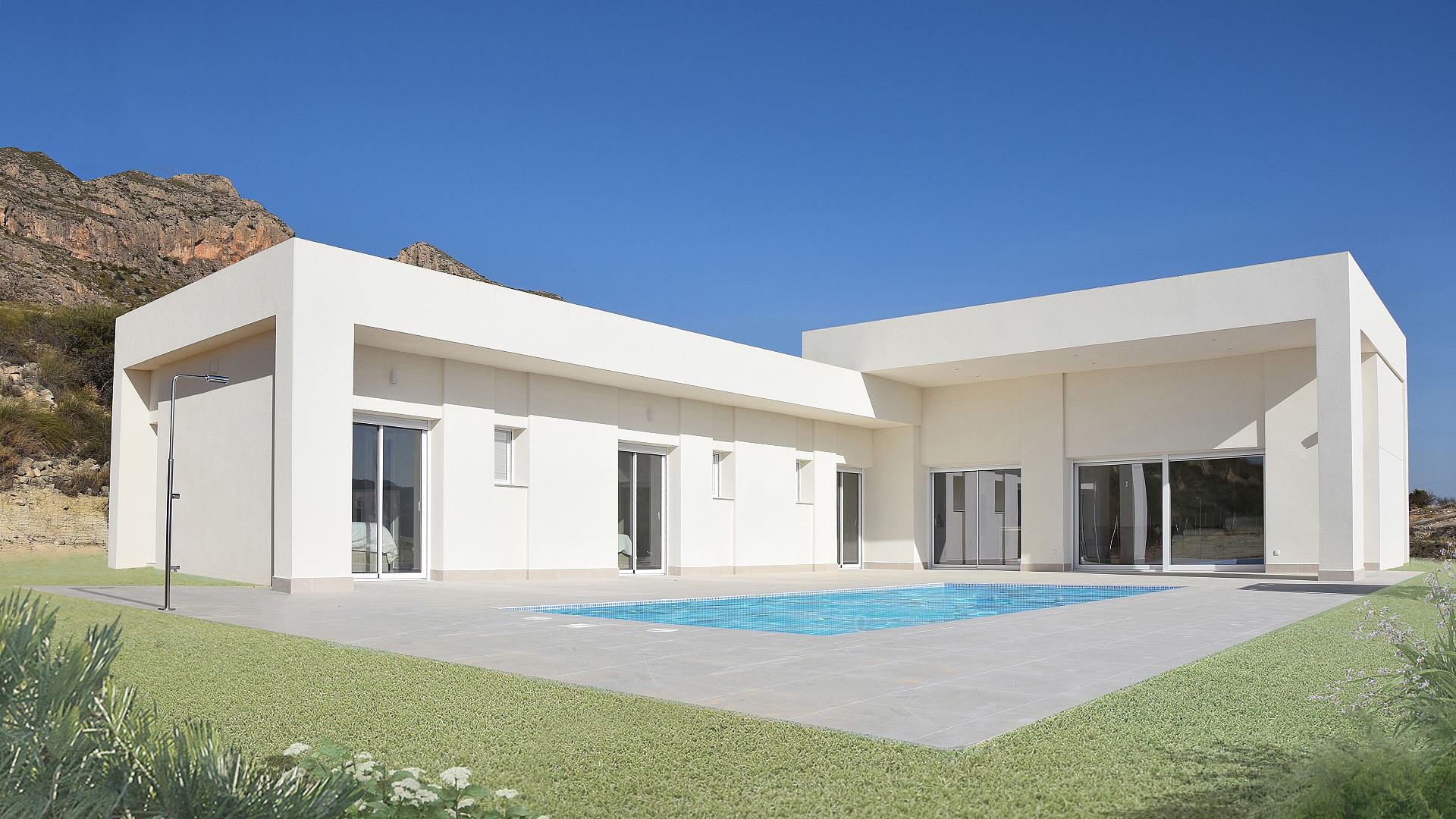 Neue Villa soll an der Costa Blanca gebaut werden in Medvilla Spanje